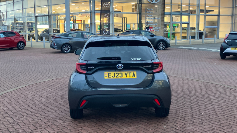 Toyota Yaris 1.5 Hybrid Design 5dr CVT Hybrid Hatchback